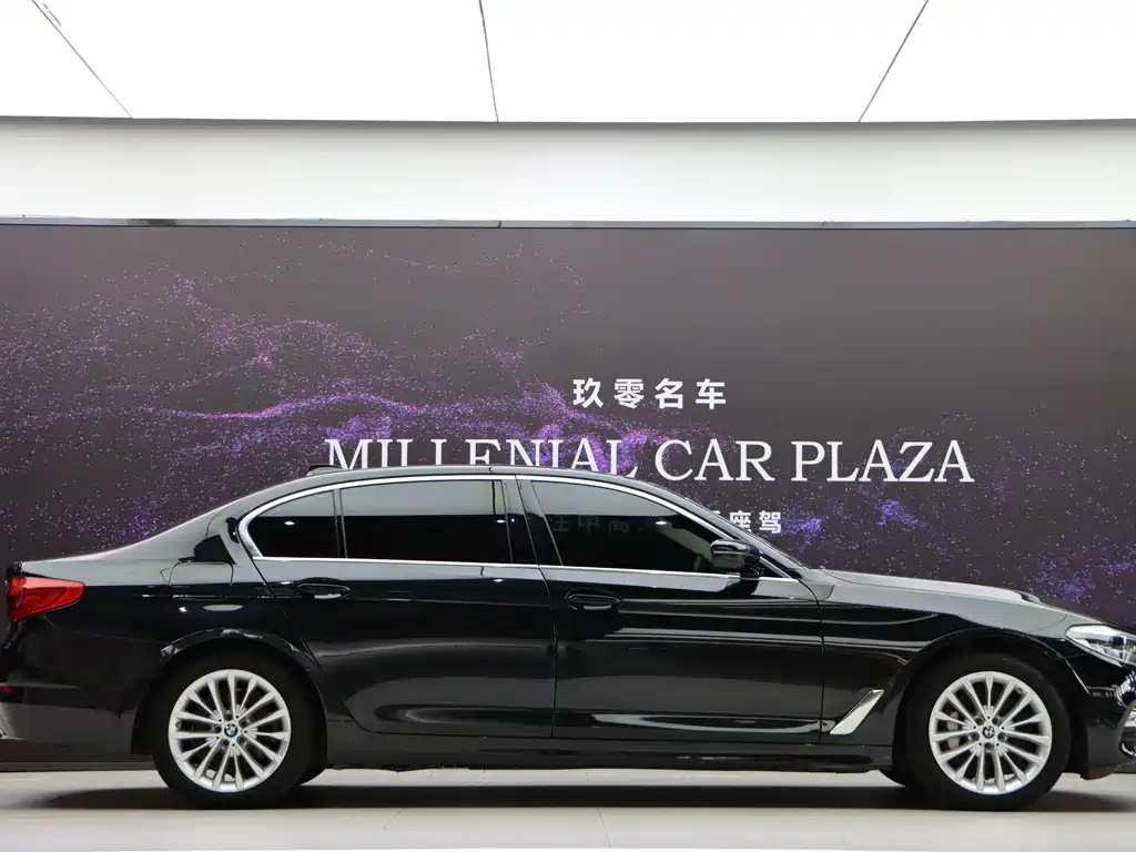 BMW 5 Series New Energy — фото 22