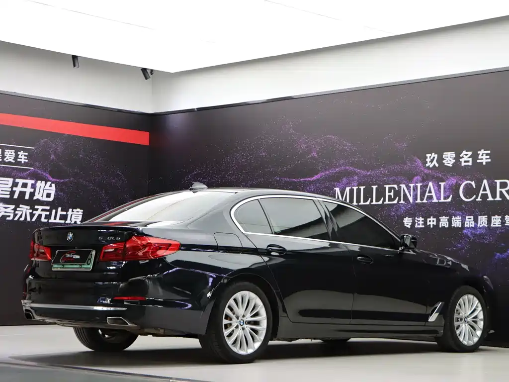 BMW 5 Series New Energy — фото 23