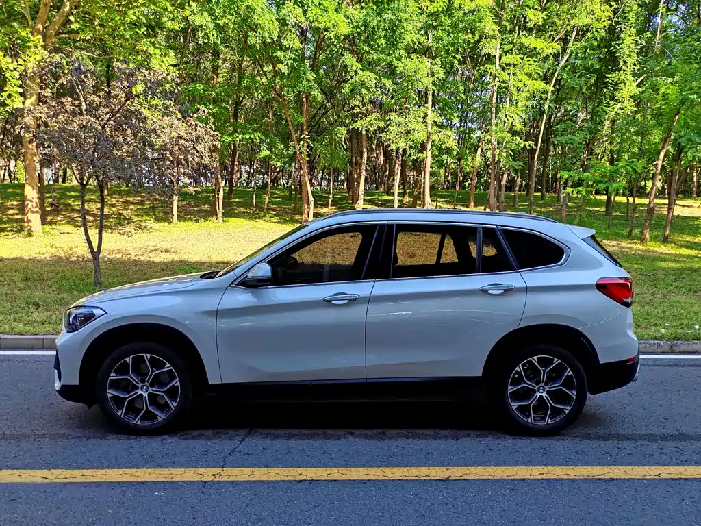 BMW X1 — фото 3
