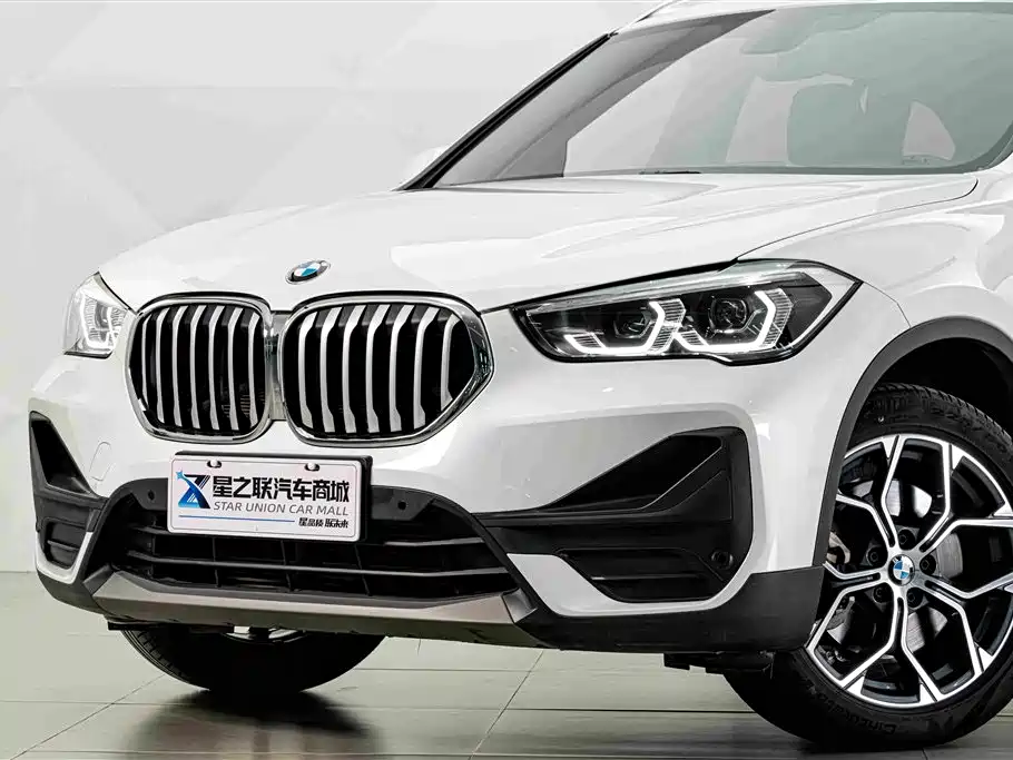 BMW X1 — фото 2