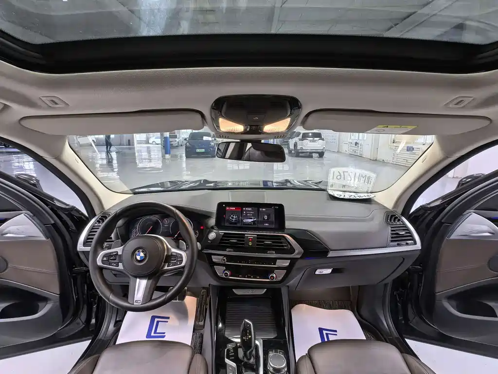 BMW X3 — фото 10