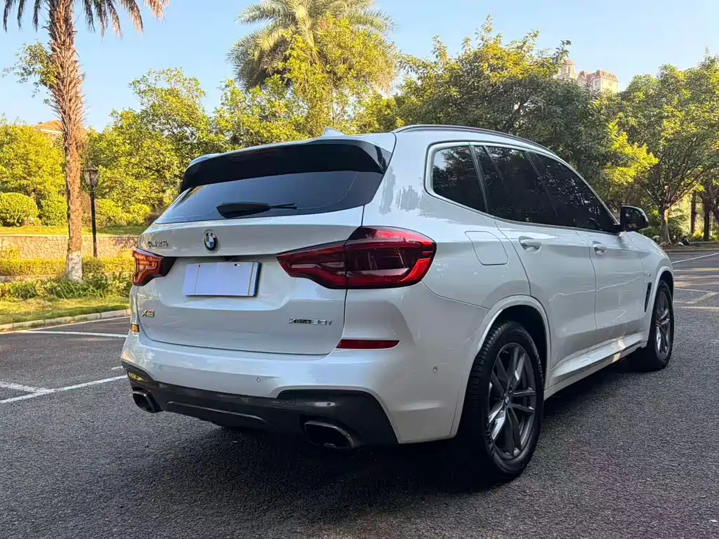 BMW X3 — фото 9