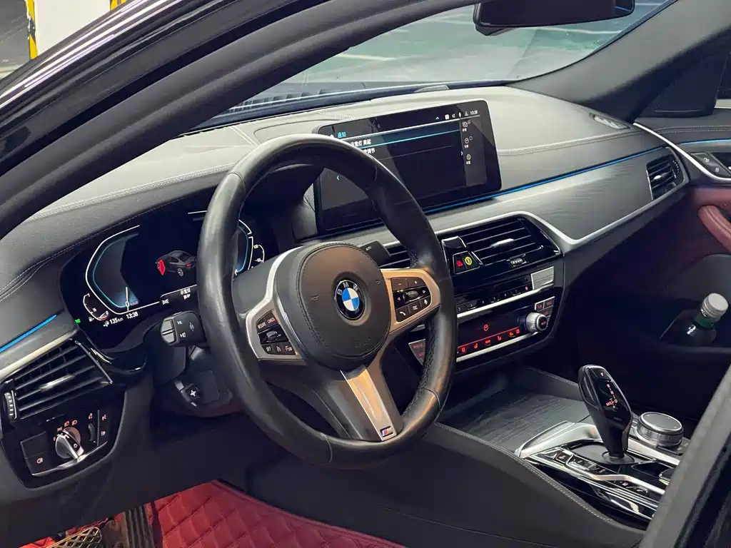 BMW 5 Series New Energy — фото 4
