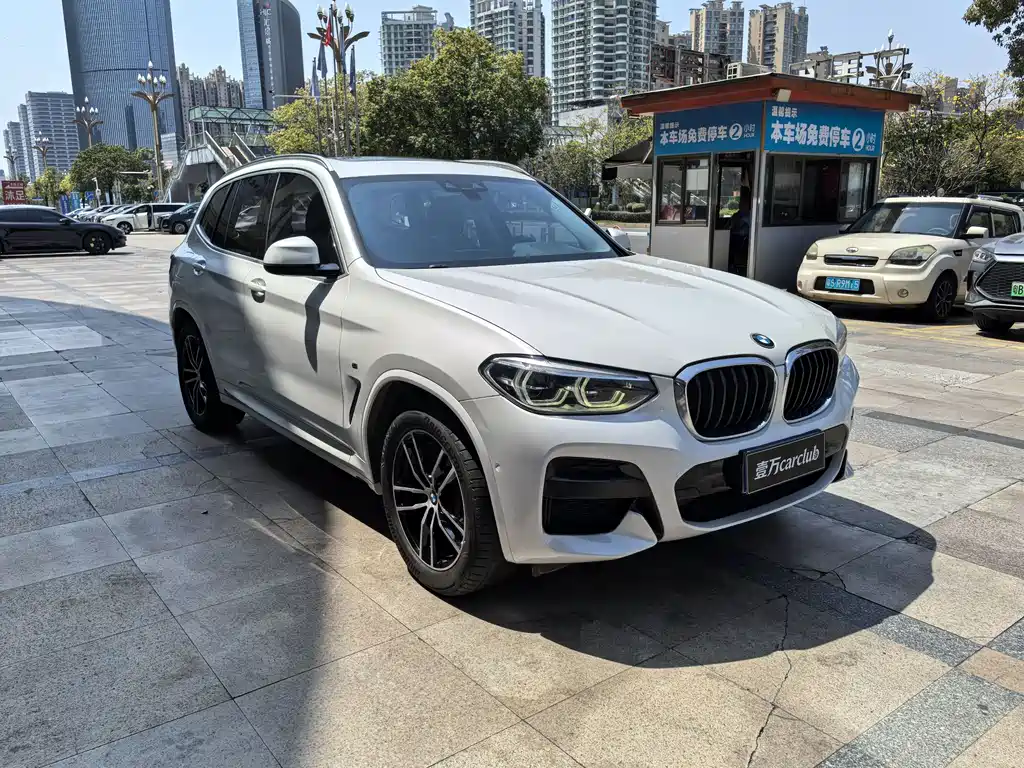 BMW X3 — фото 3