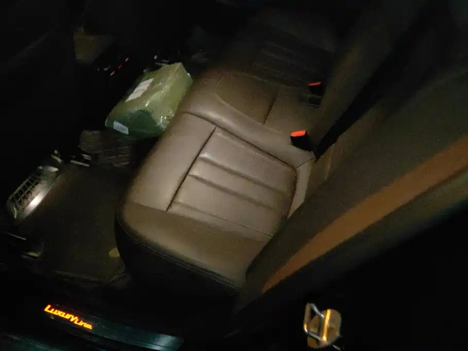 BMW 5 Series — фото 11
