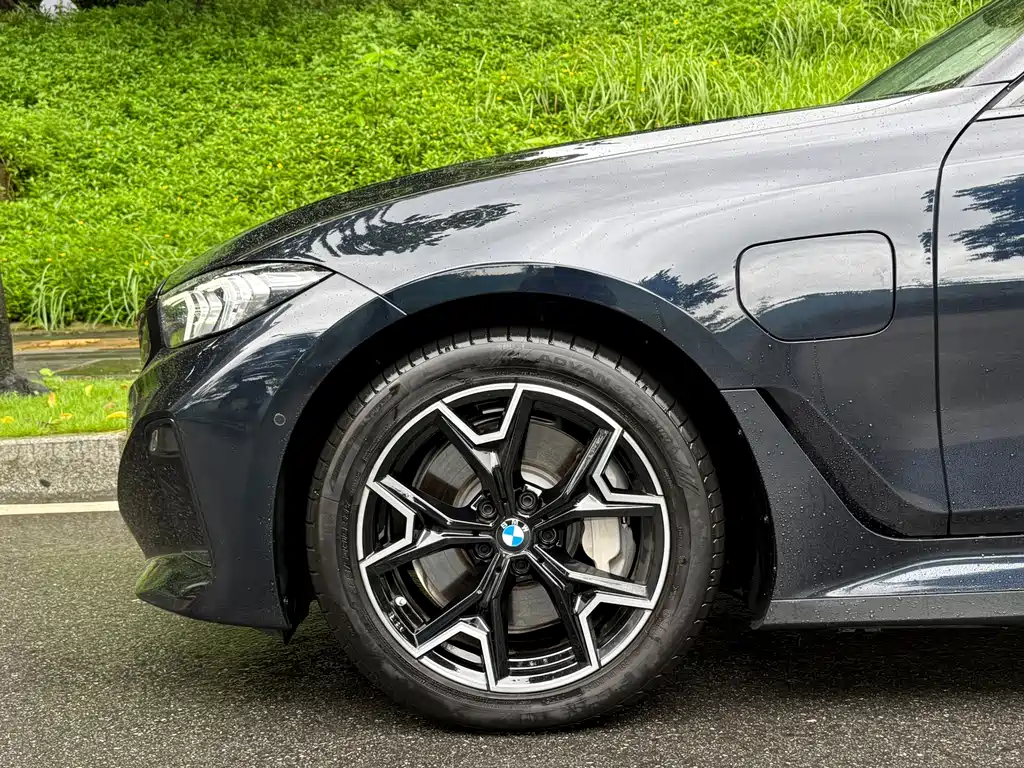 BMW i3 — фото 3