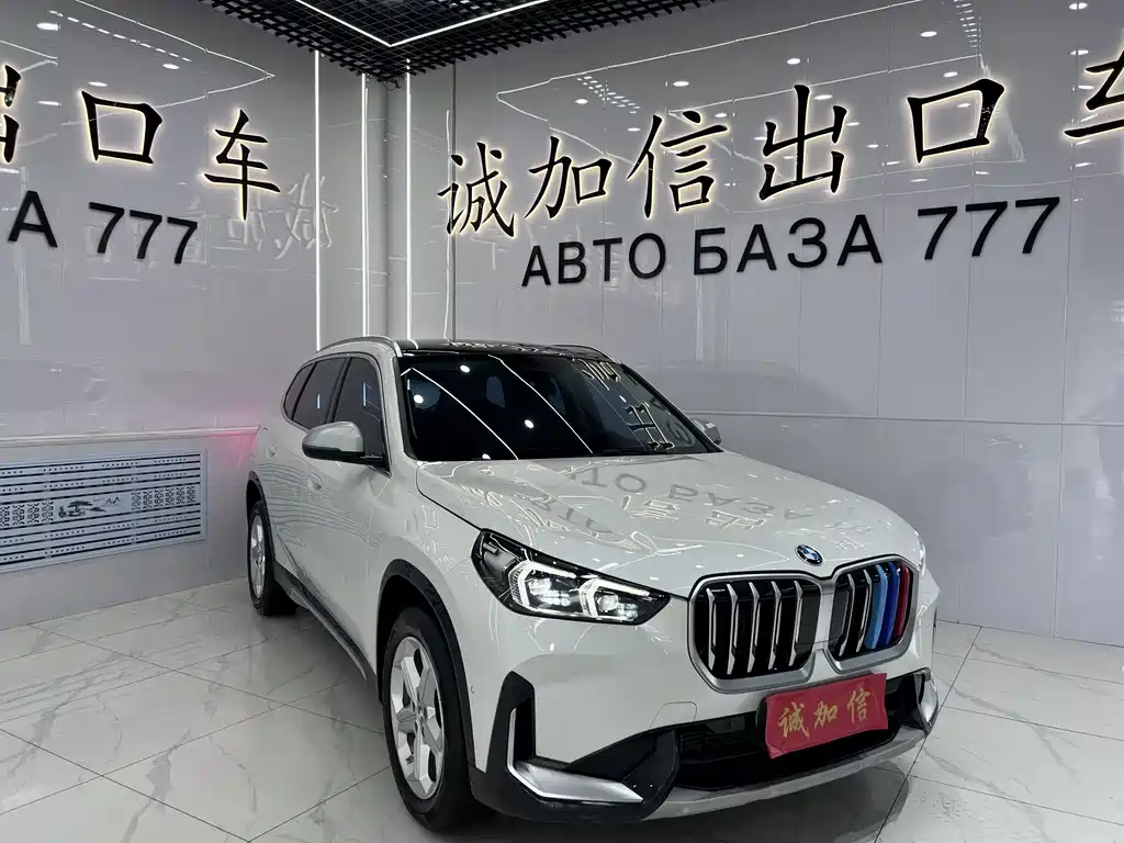 BMW X1 — фото 3