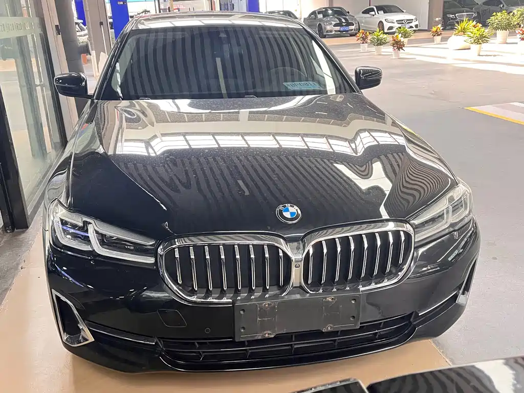 BMW 5 Series — фото 2