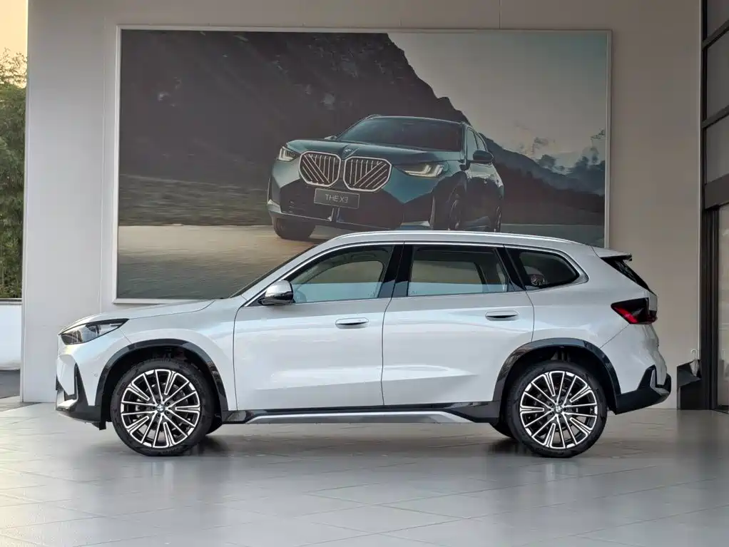 BMW X1 — фото 3