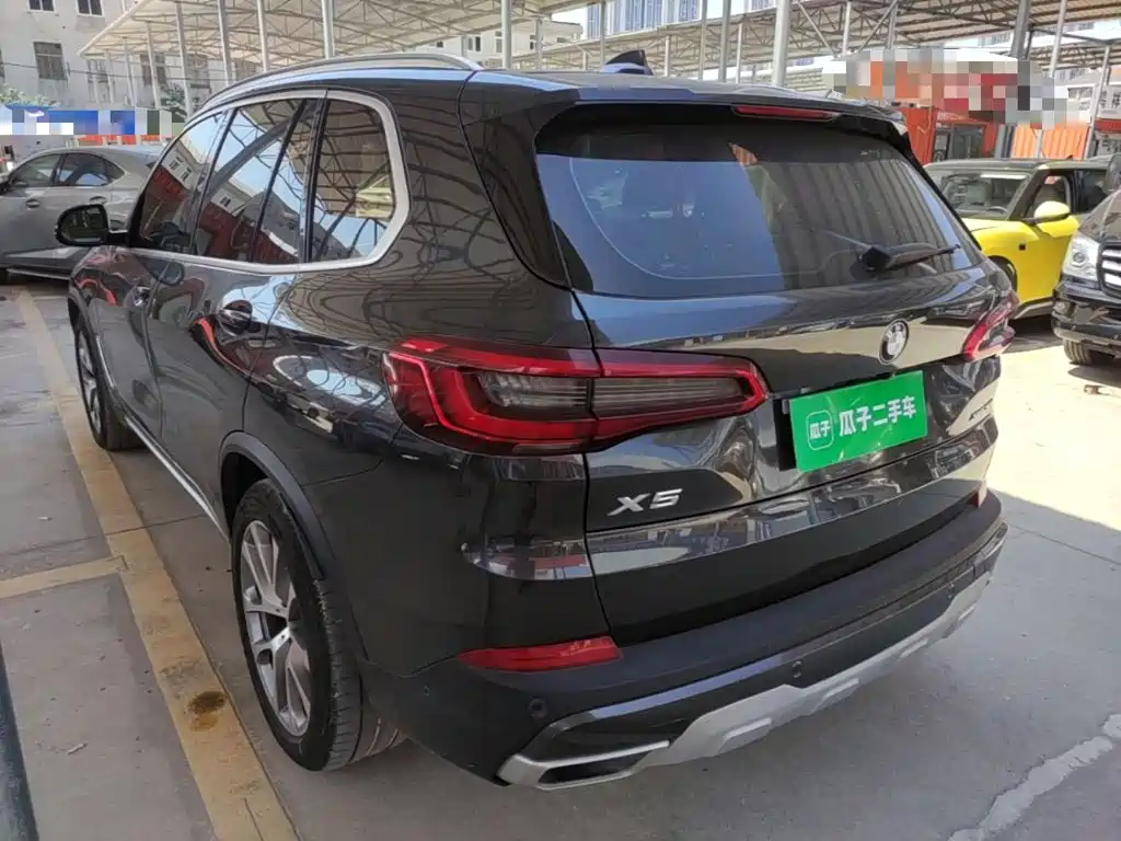 BMW X5 (Import) — фото 5
