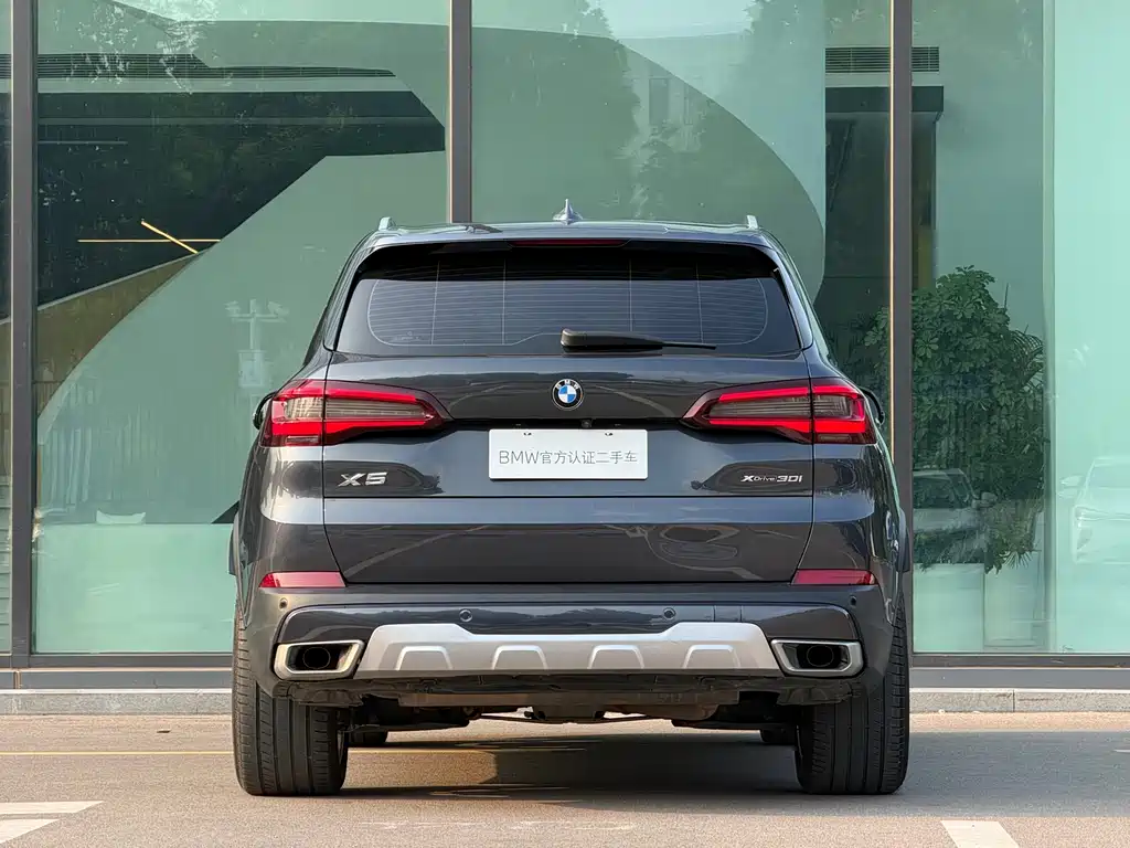 BMW X5 (Import) — фото 30