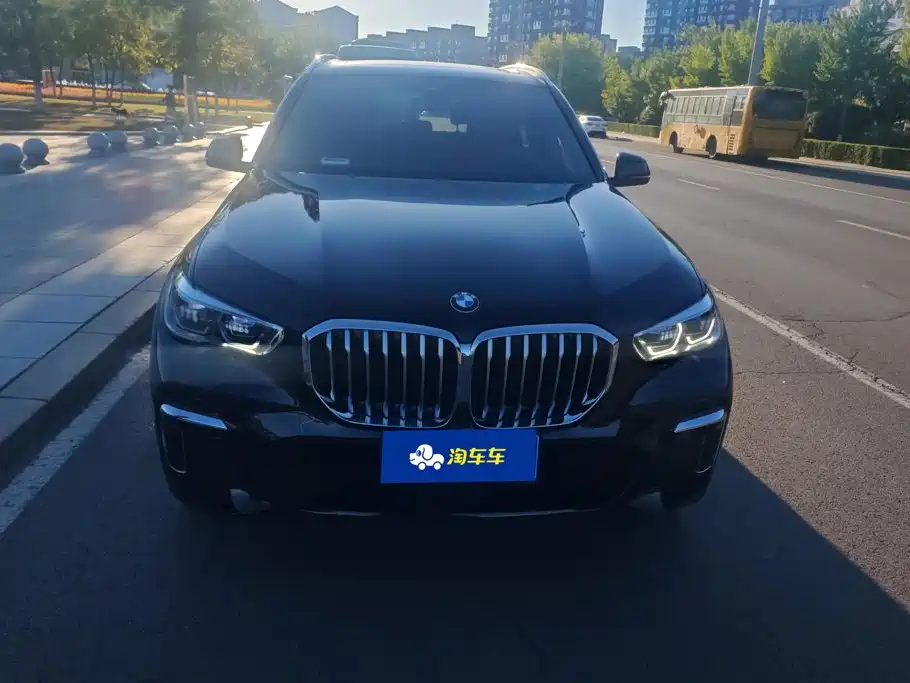 BMW X5 — фото 2