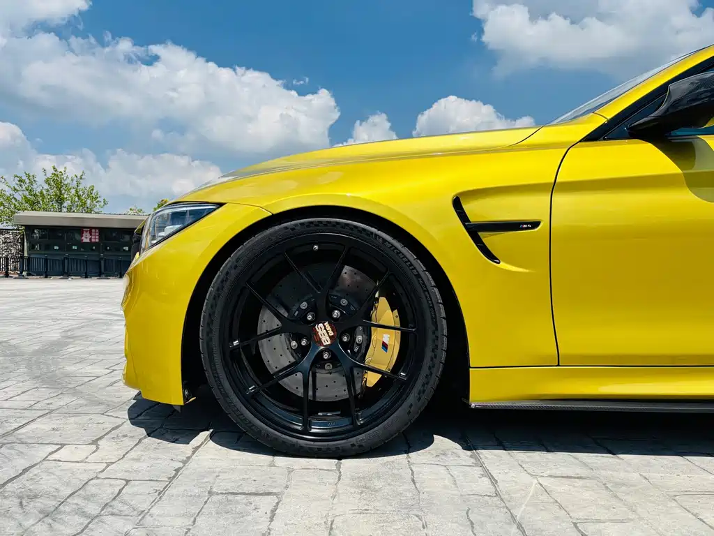 BMW M4 — фото 5