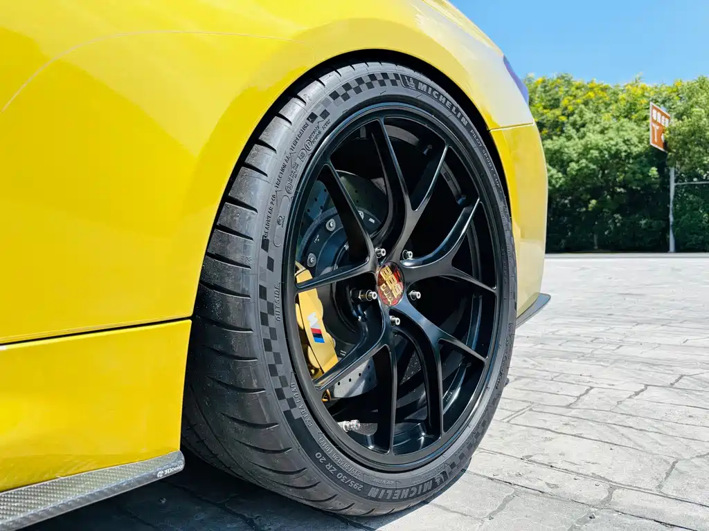 BMW M4 — фото 6