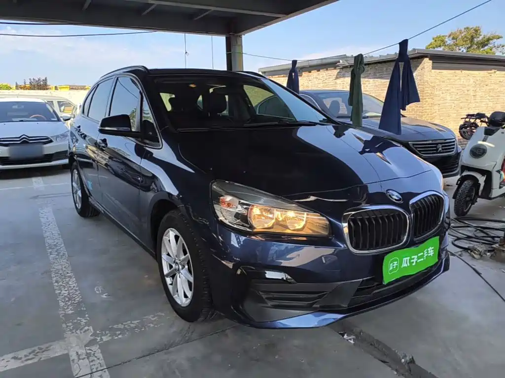 BMW 2 Series Active Tourer — фото 4