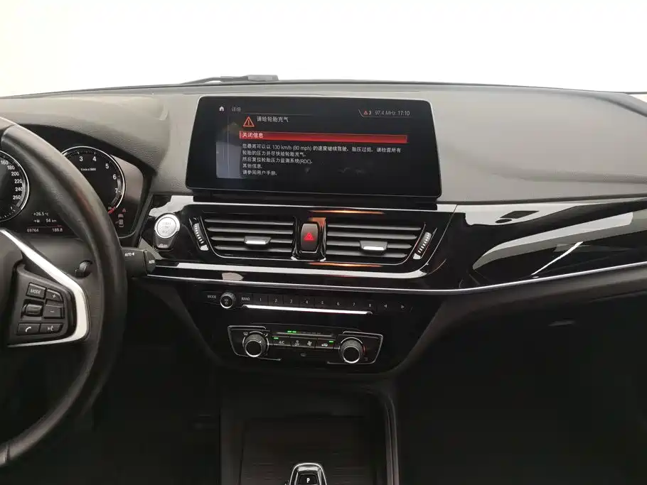 BMW 1 Series — фото 13