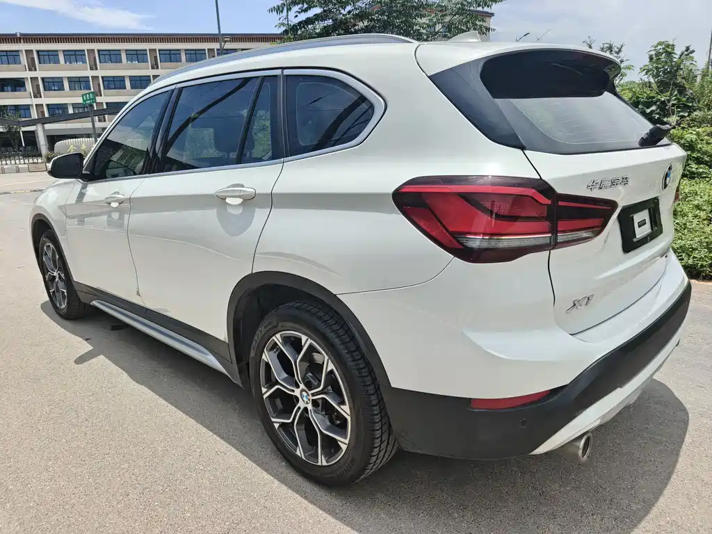 BMW X1 — фото 4