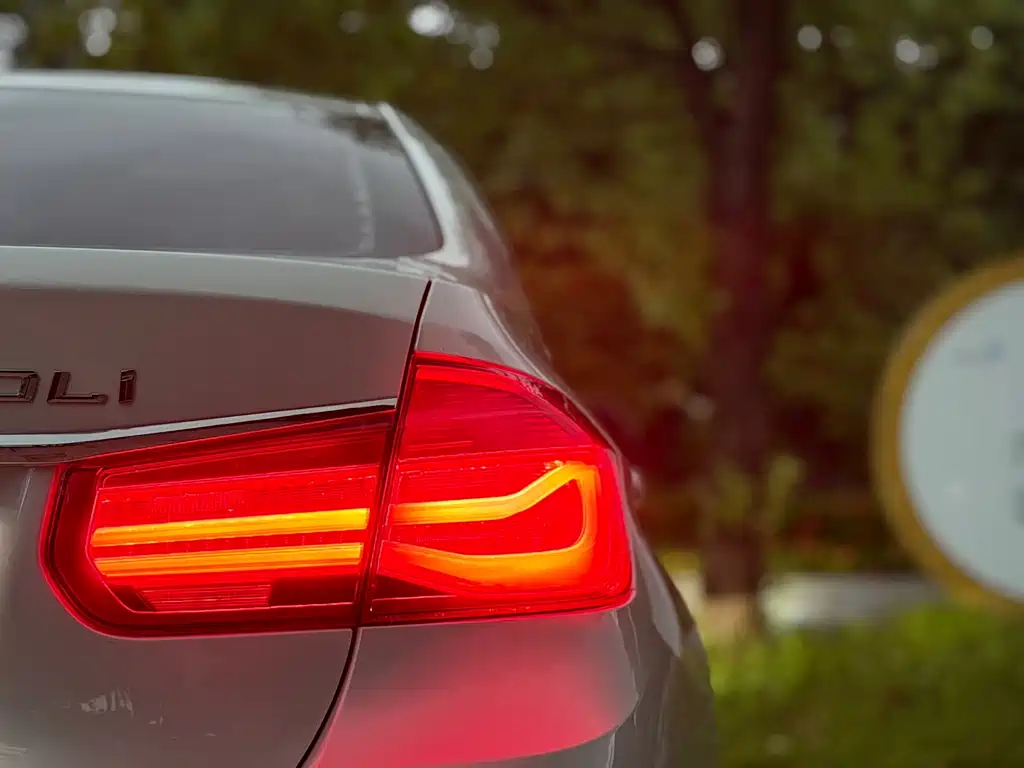 BMW 3 Series — фото 21