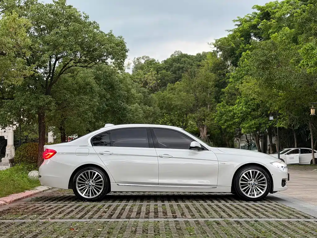 BMW 3 Series — фото 4