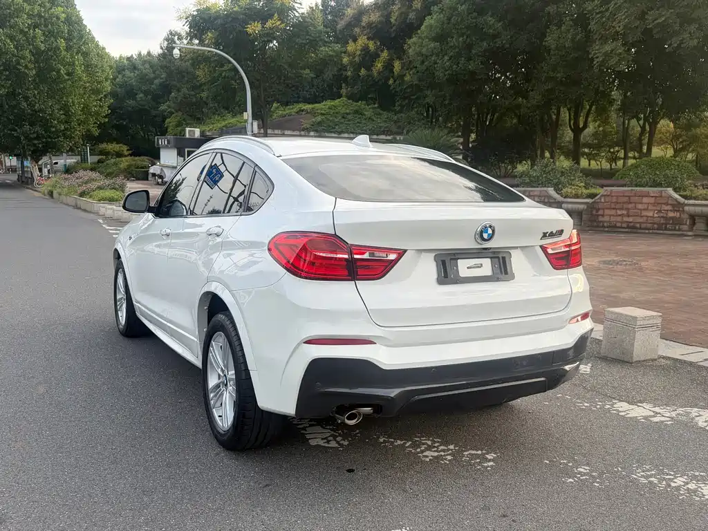 BMW X4 — фото 5