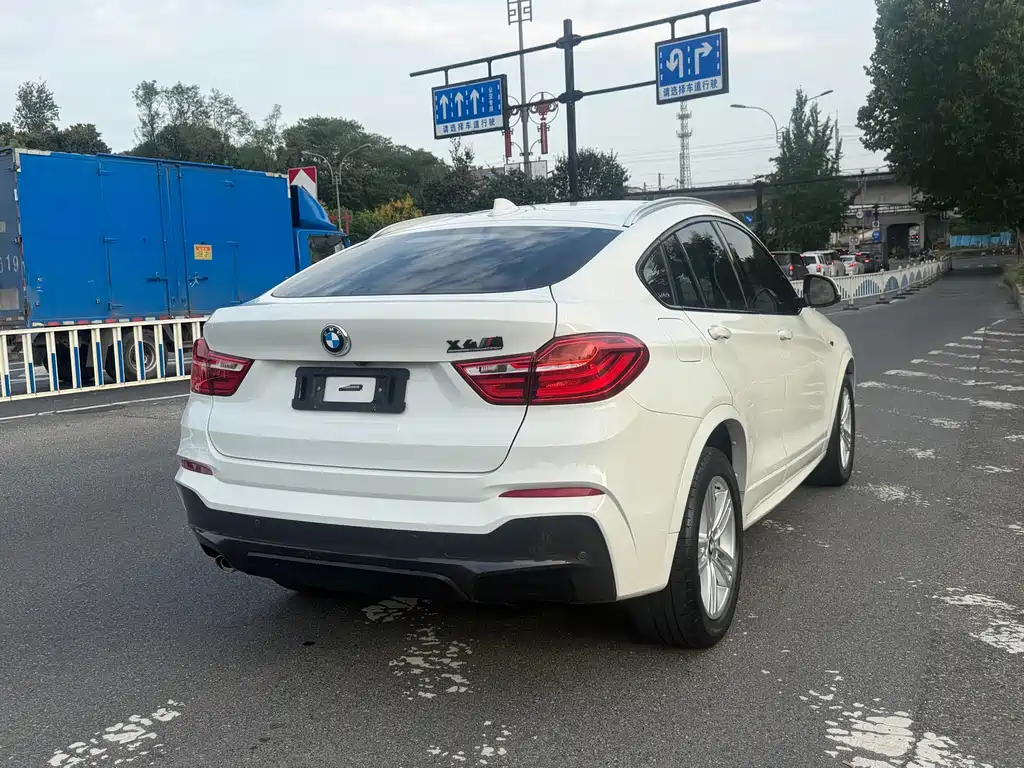 BMW X4 — фото 6