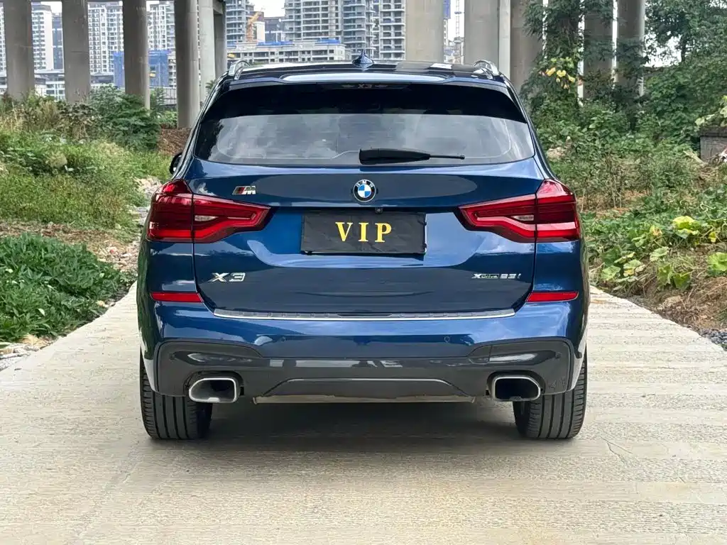 BMW X3 — фото 10