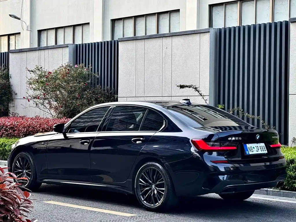 BMW 3 Series — фото 11
