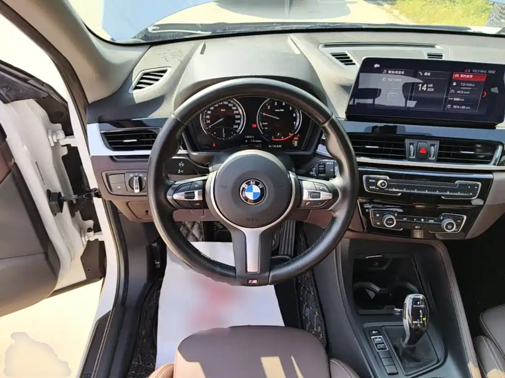 BMW X1 — фото 11
