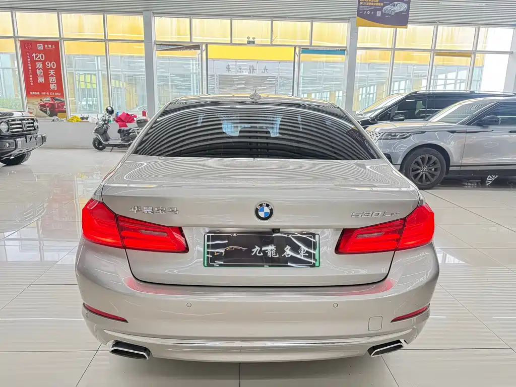BMW 5 Series New Energy — фото 4