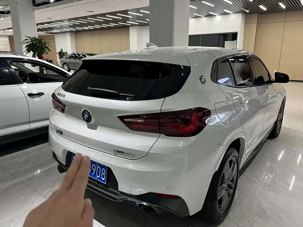 BMW X2 — фото 2