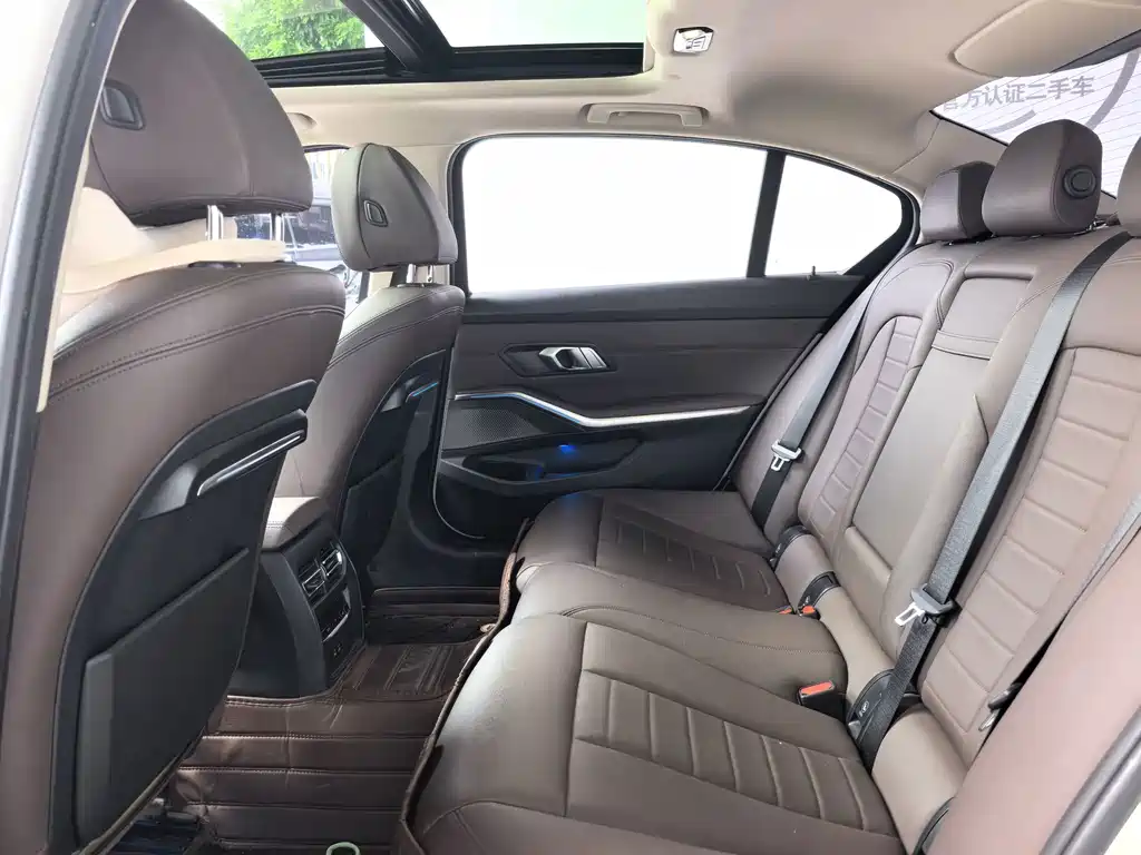 BMW 3 Series — фото 15