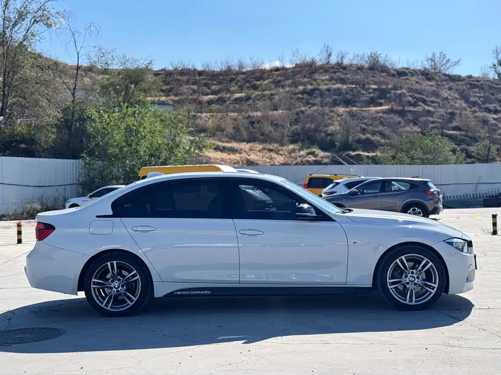 BMW 3 Series — фото 13