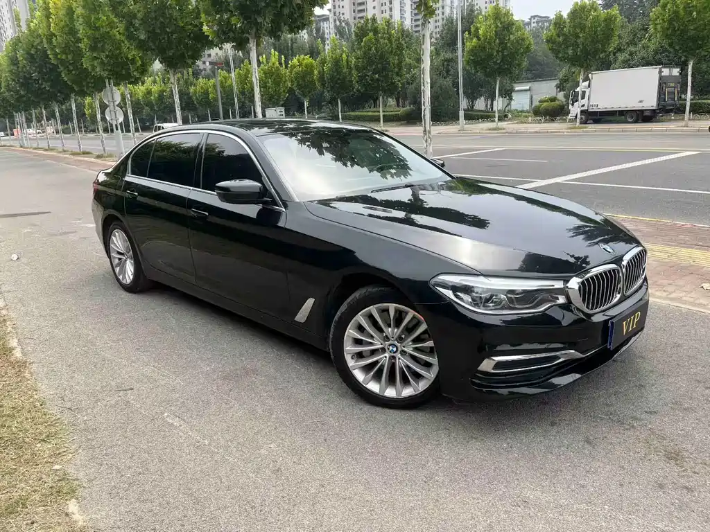 BMW 5 Series — фото 3