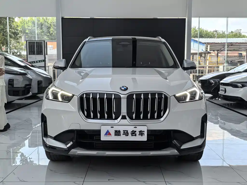 BMW X1 — фото 2