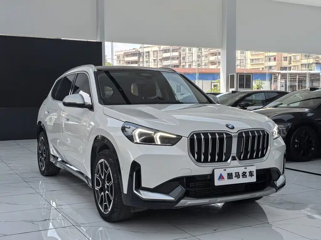 BMW X1 — фото 3
