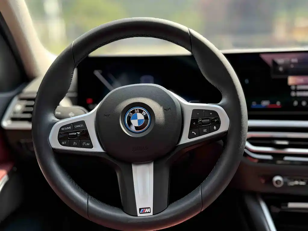 BMW i3 — фото 8