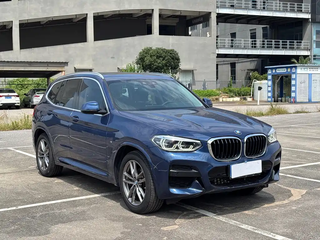 BMW X3 — фото 2