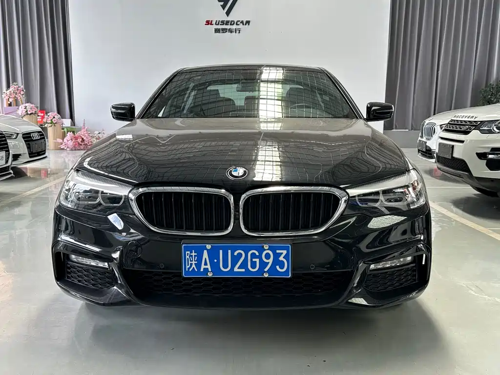 BMW 5 Series — фото 2
