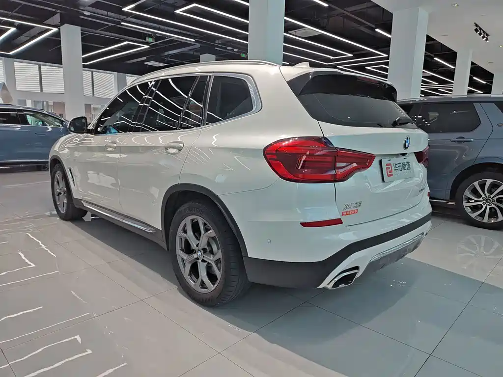 BMW X3 — фото 3