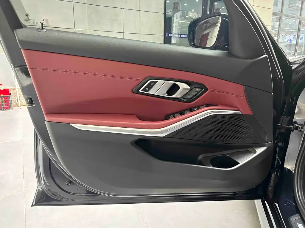 BMW 3 Series — фото 10