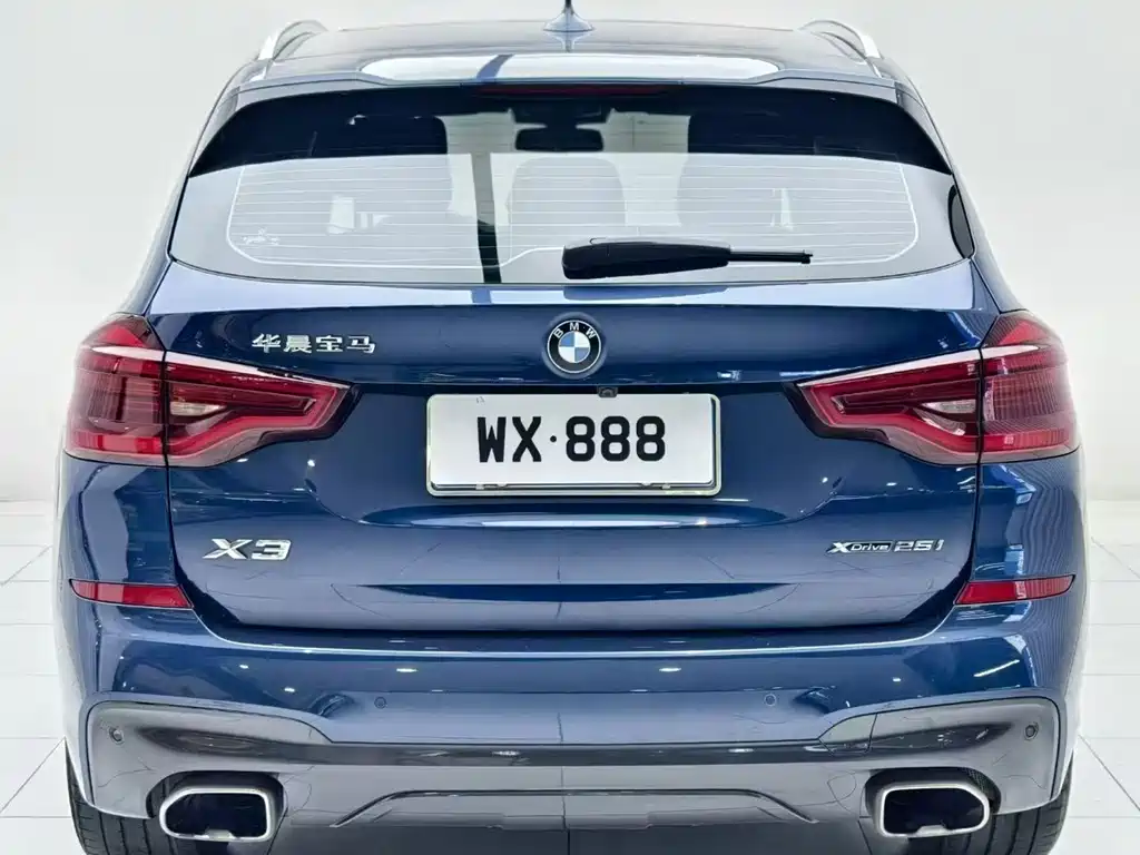 BMW X3 — фото 8