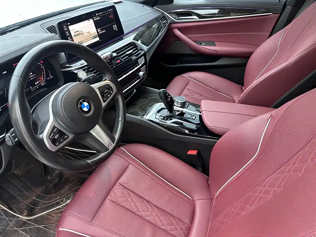 BMW 5 Series — фото 9