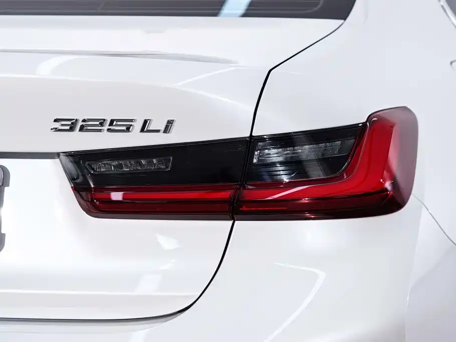 BMW 3 Series — фото 11
