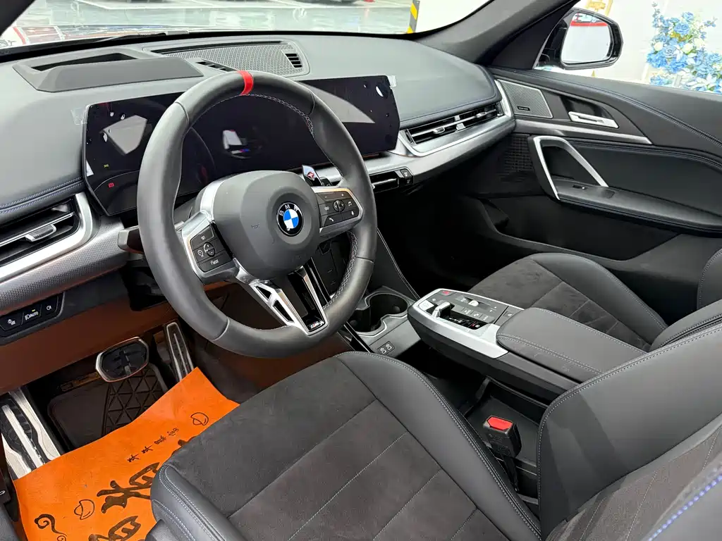 BMW X1 M35Li — фото 5