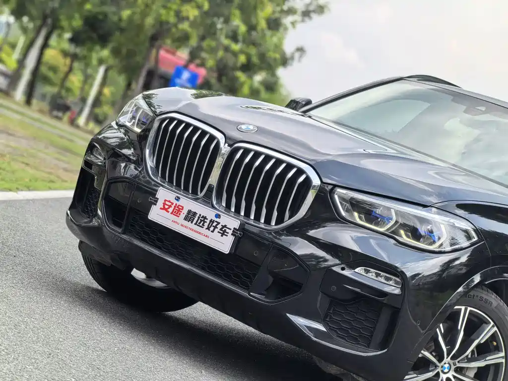 BMW X5 (Import) — фото 5