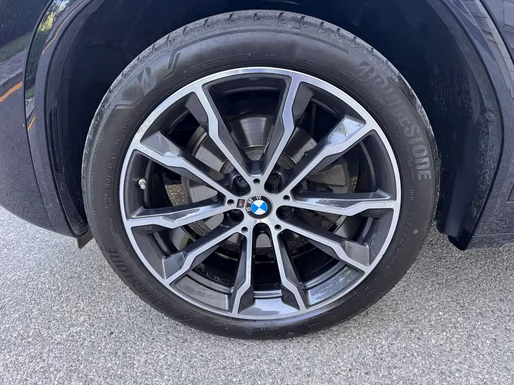BMW X3 — фото 20