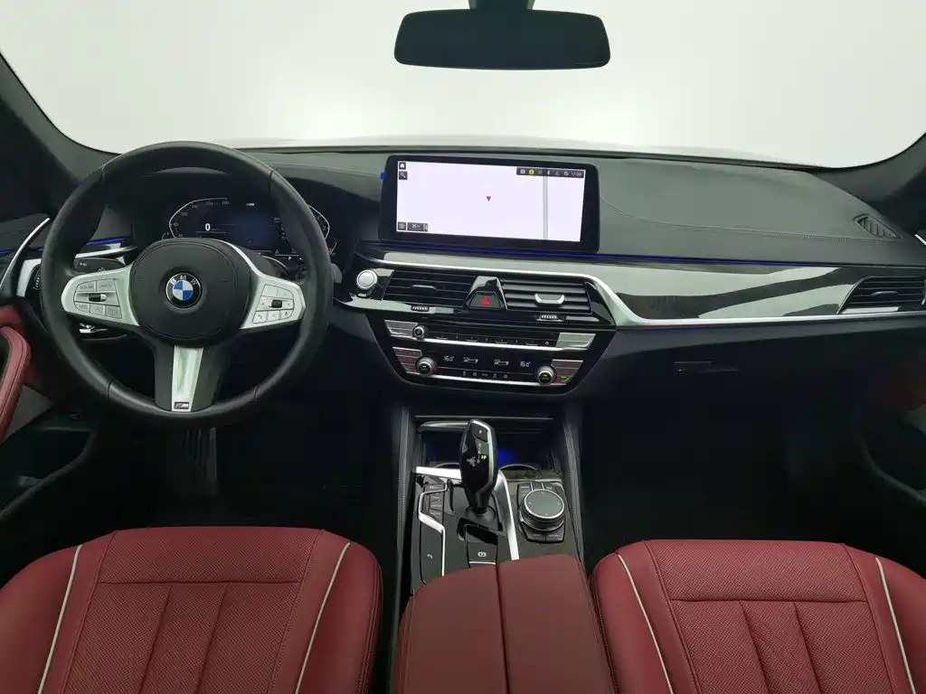 BMW 5 Series — фото 5