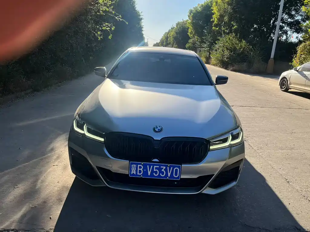 BMW 5 Series — фото 2
