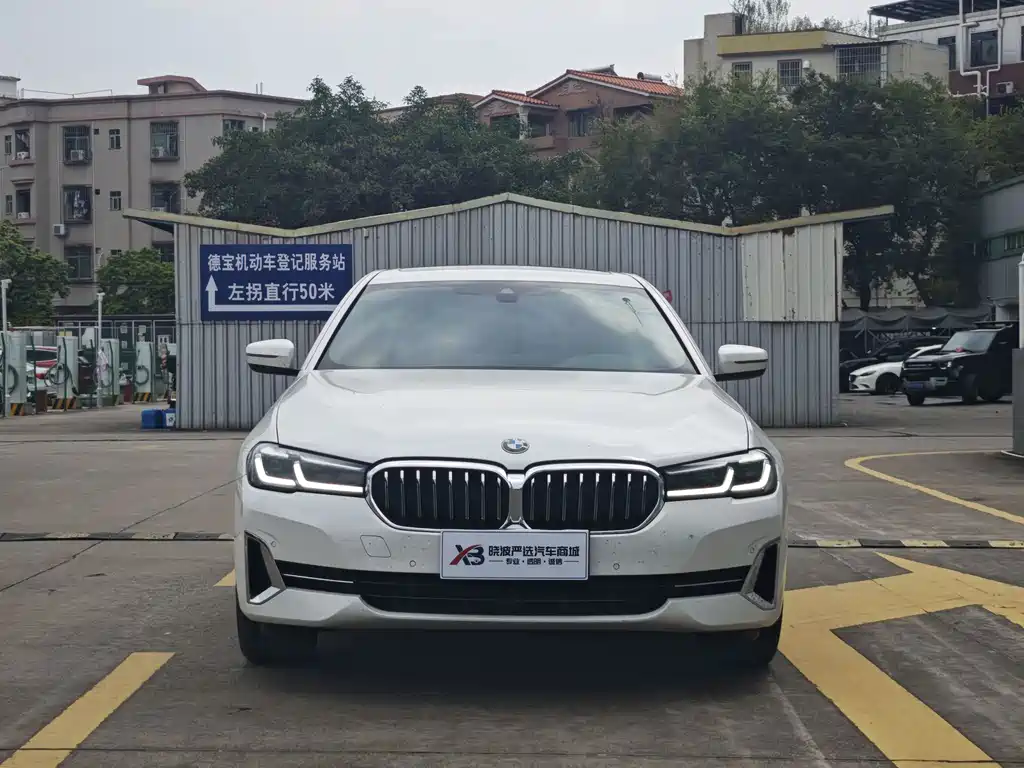 BMW 5 Series — фото 2