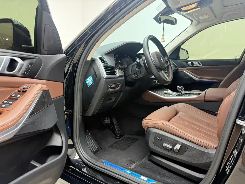 BMW X5 (Import) — фото 14
